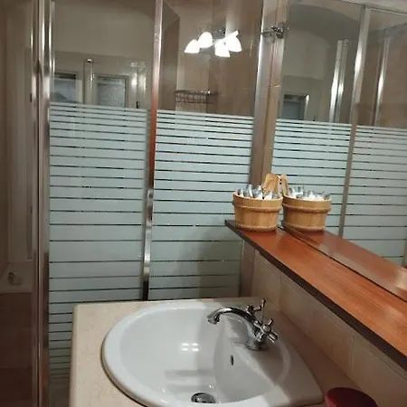 Portokalia Apartment *