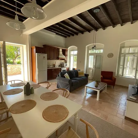 아파트 Portokalia 미스트라스