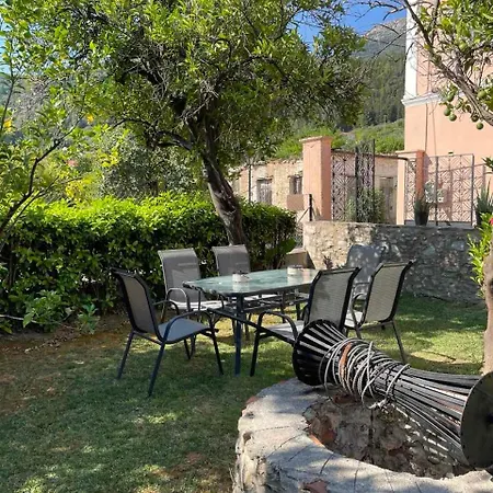 Portokalia Мистра